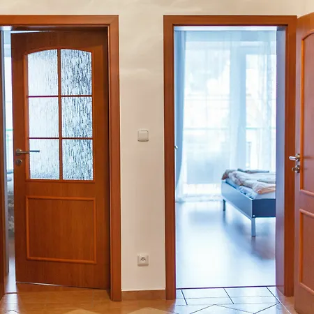 Lilianna Apartment *